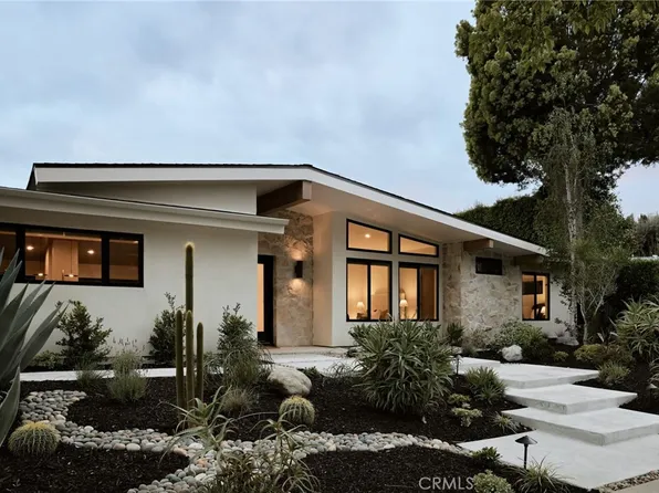 23530 Clarendon St, Woodland Hills, CA 91367