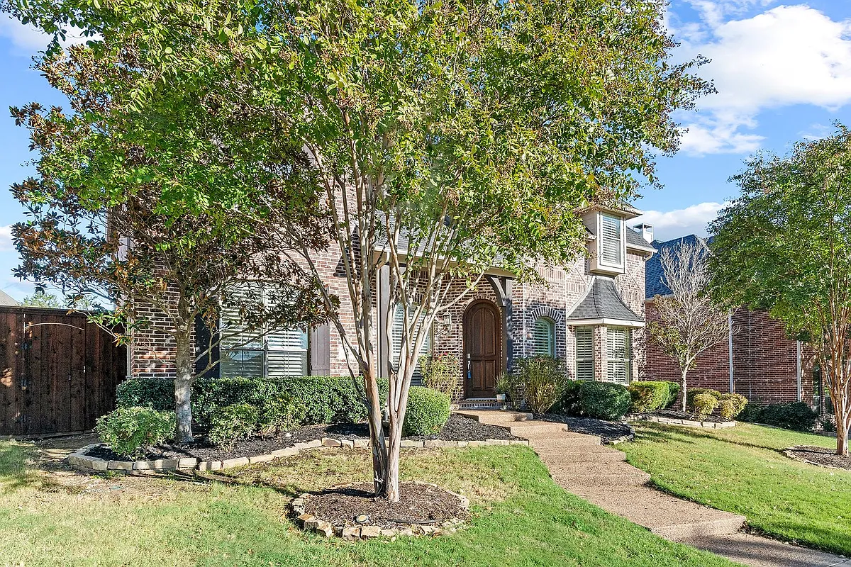 Building Photo - 4542 Carraway Dr
