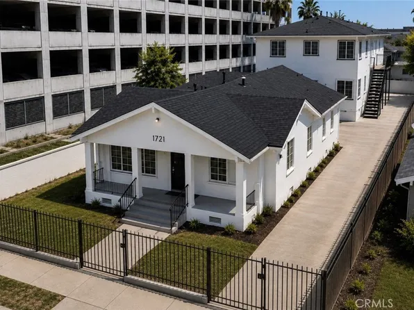 925 W 84th St, Los Angeles, CA 90044