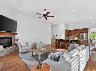 20 Tyler Ct, Hollister, CA 95023