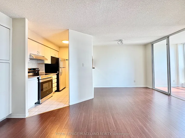 24 Wellesley St W #1709 — Photo 6