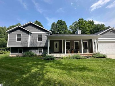 3341 Reynolds Rd, Interlochen, MI, 49643