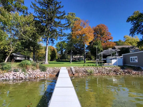 N9395 Beulah Park ROAD, East Troy, WI 53120