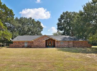 22010 Buescher Rd, Tomball, TX 77377