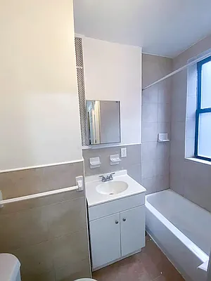 Rented by New York Residence | media 26