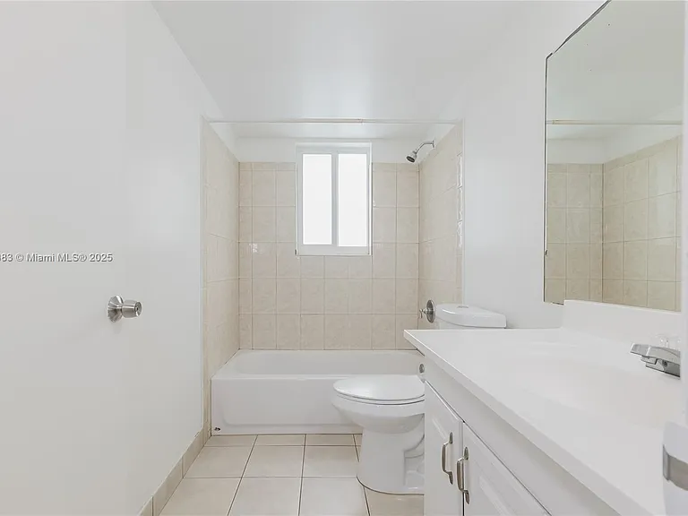 2020 NW 119th St #1122 — Photo 20
