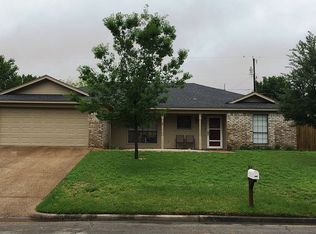 232 Cross Country Dr, Hewitt, TX 76643