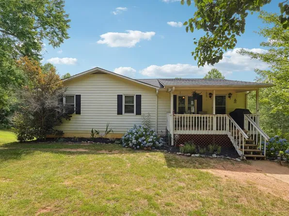 161 Mountain Laurel Dr, Jasper, GA 30143