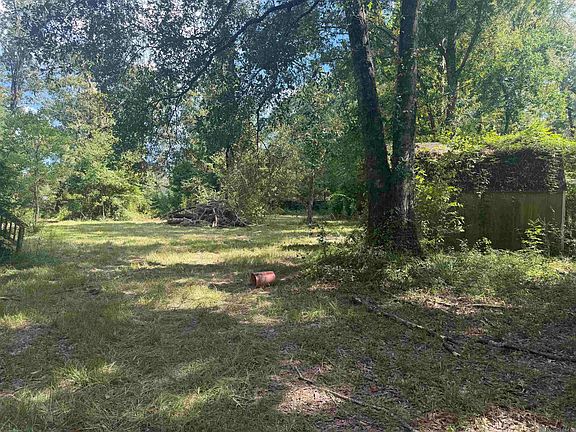 2nd image of 12050 Mockingbird Ln