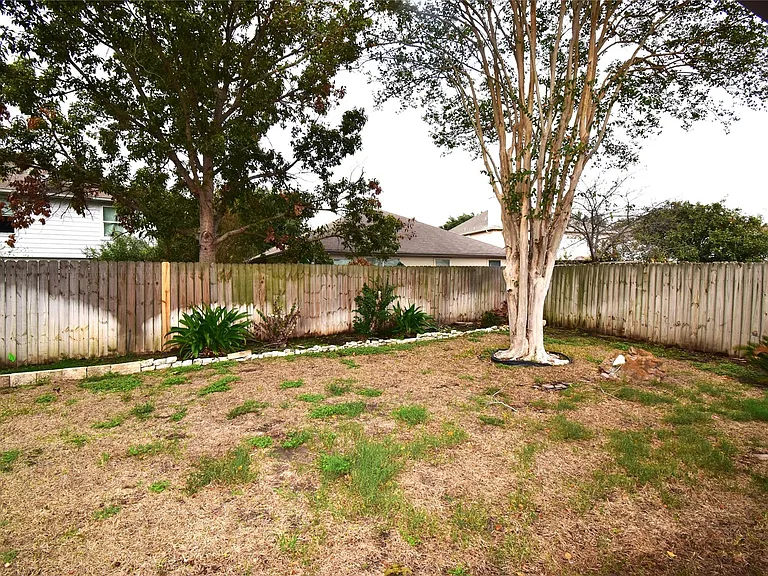 21022 Creek Edge Ct — Photo 28