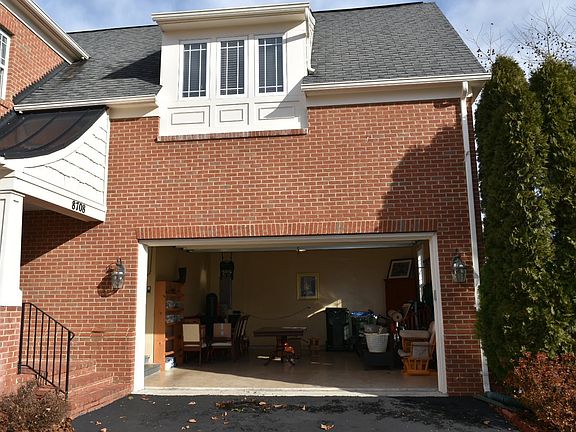 2nd image of 8708 Flowering Dogwood Ln