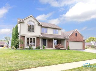 3047 Stonegate Dr, Maumee, OH 43537