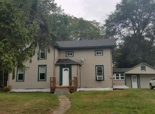 210 Arlington St, Middleville, MI 49333