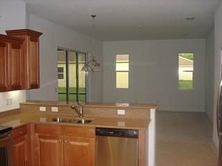 4th image of 20741 Torre Del Lago St