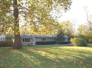 8 Marberry Dr, Prospect Heights, IL 60070