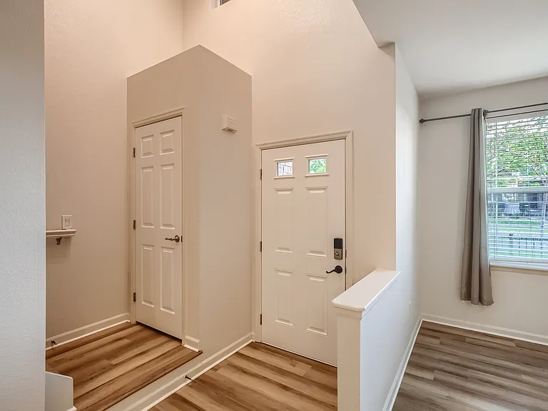 1753 S Buchanan Cir — Photo 9