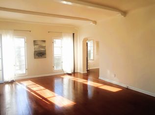 1070 S Cloverdale Ave #C, Los Angeles, CA 90019
