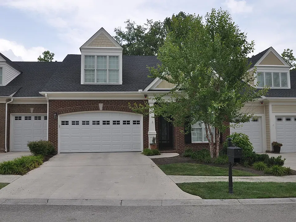 452 Chapel Grove Ln