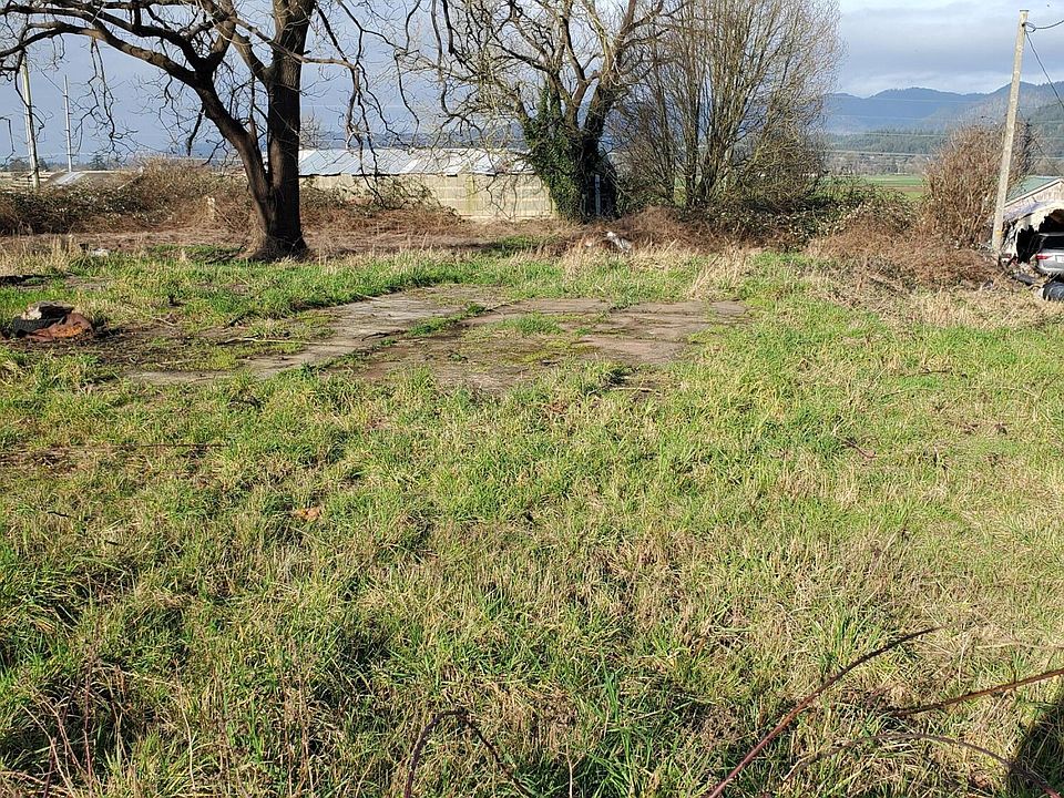 2nd image of 3810 3rd St