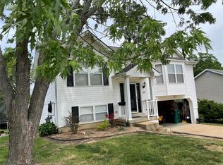 2147 Birchwood Dr, Barnhart, MO 63012