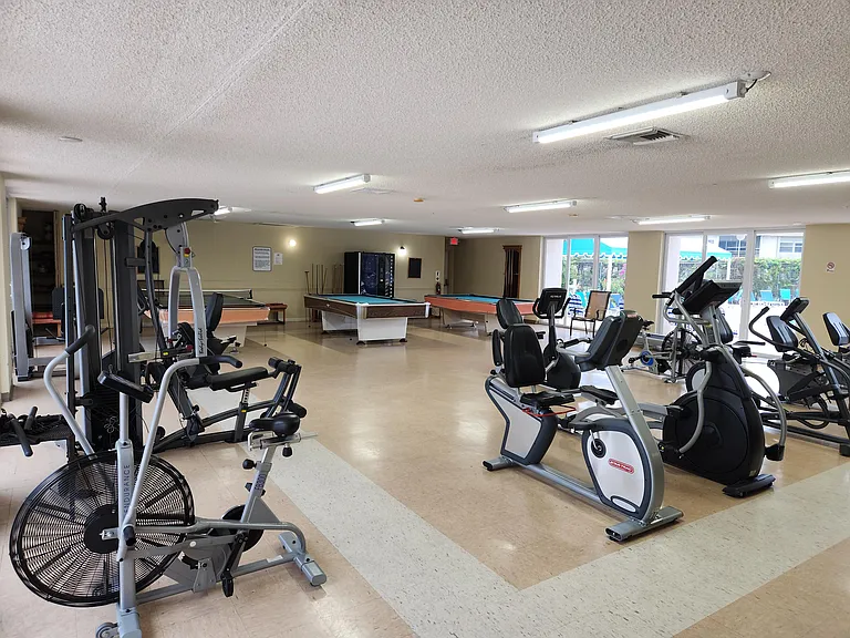 711 Lori Dr #204 — Photo 31