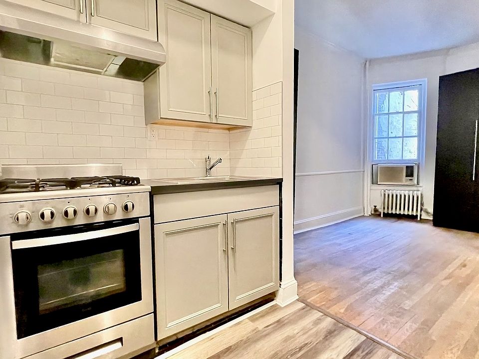 1st image of 491 Amsterdam Ave APT 4C