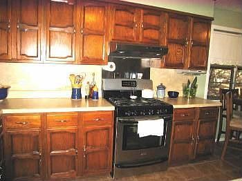 3rd image of 1412 N Hills Blvd