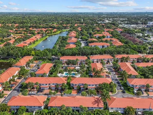 6119 Seminole Gardens Circle, Riviera Beach, FL 33418