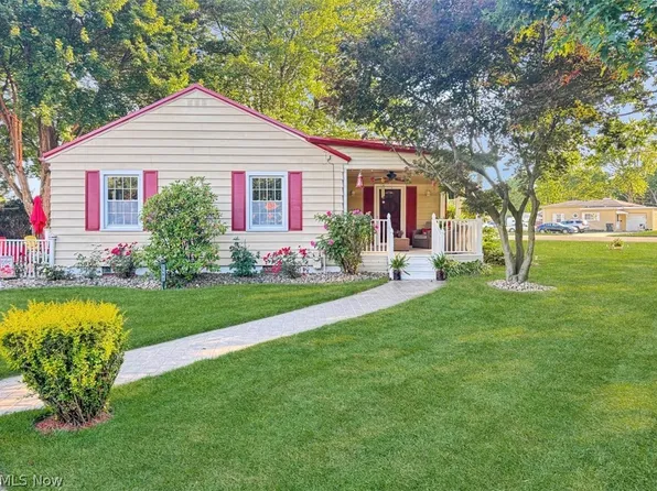 3593 Kirk Rd, Youngstown, OH 44511