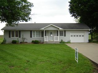 1403 High Dr, Lexington, MO 64067