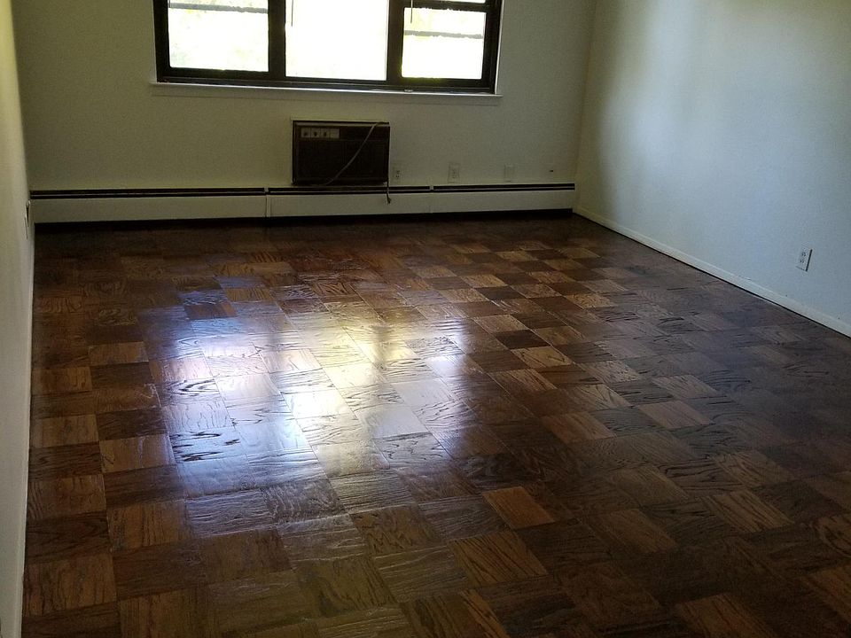 1st image of 2 Van Wart Ave #431