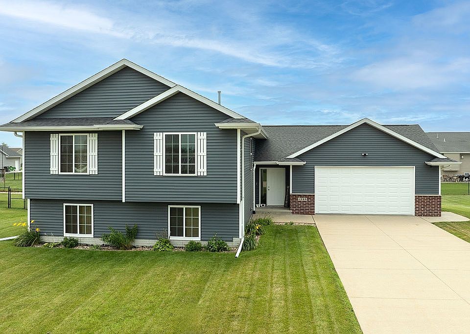 1st image of 4569 Meadow Creek Dr