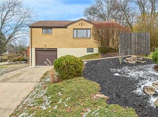 1406 Lakeside Dr, Allison Park, PA 15101