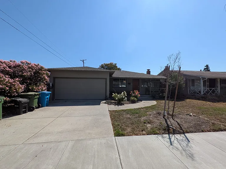 639 Azevedo Ct — Photo 57