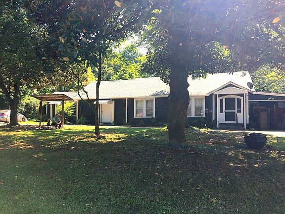 3rd image of 1522 Central Ave