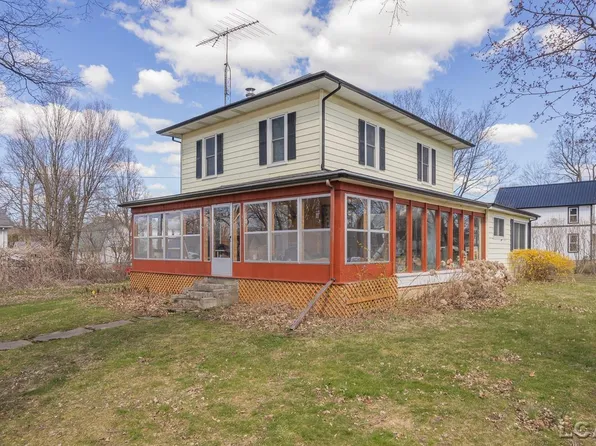 315 S Talbot St, Addison, MI 49220