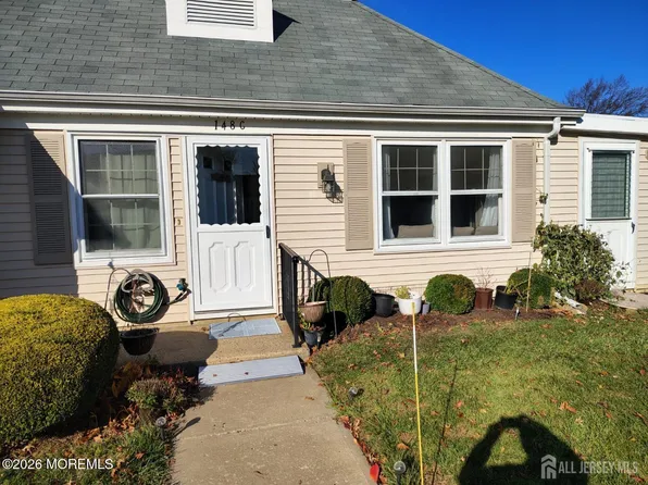 148C Old Nassau Rd, Monroe Township, NJ 08831