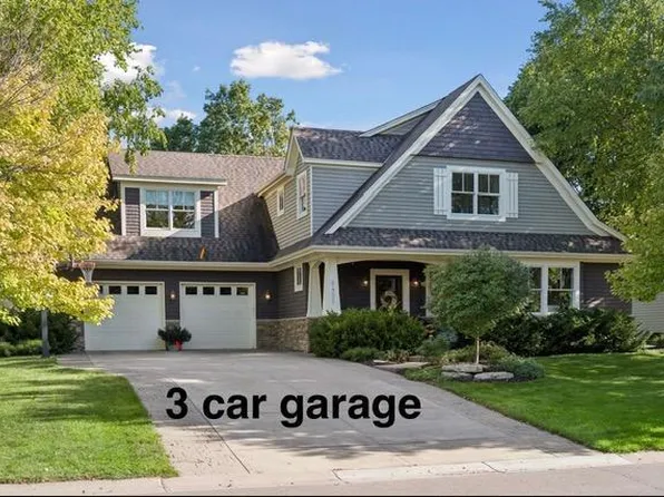 8455 Kelzer Pond Dr, Victoria, MN 55386