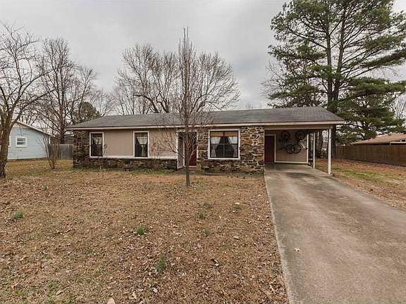 2nd image of 632 S Lake Sequoyah Dr