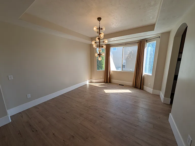 8743 N Franklin Dr — Photo 14