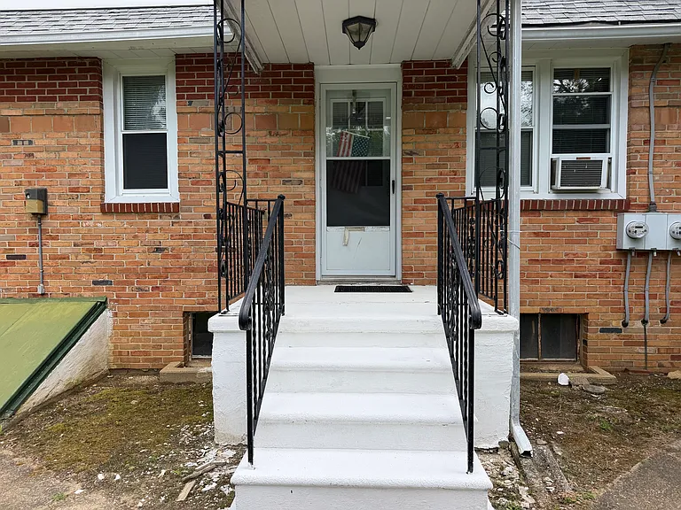 202-208 Main St #202 — Photo 14