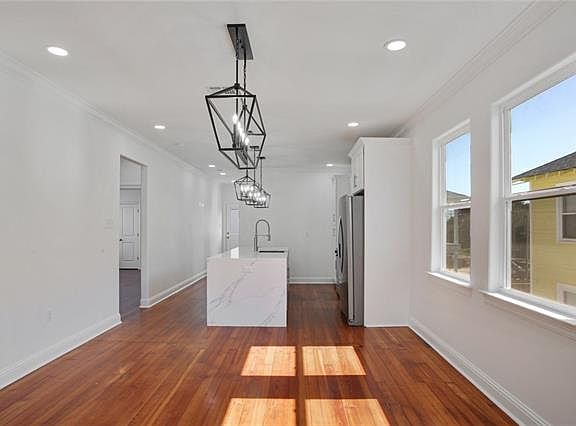 5th image of 331 Harrison Ave