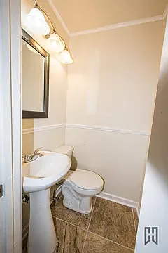 403 Lakeshore Dr — Photo 17