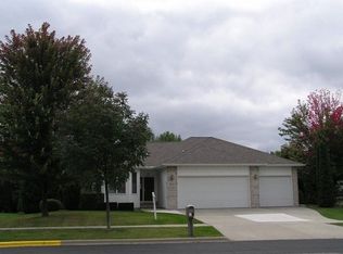 212 W Verleen Ave, Waunakee, WI 53597