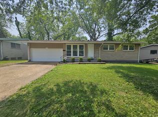 2208 Empress Dr, Saint Louis, MO 63136