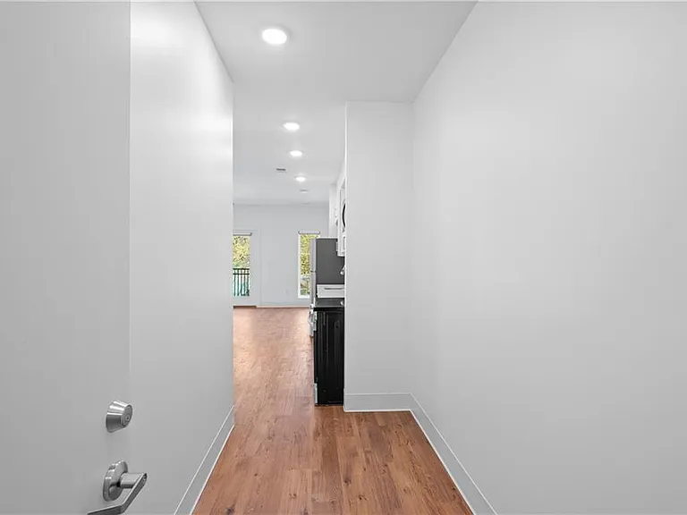 456 Flat Shoals Ave SE #202 — Photo 2