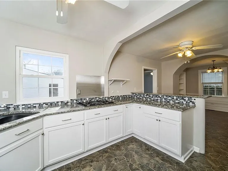 847 Marvin Ave — Photo 4