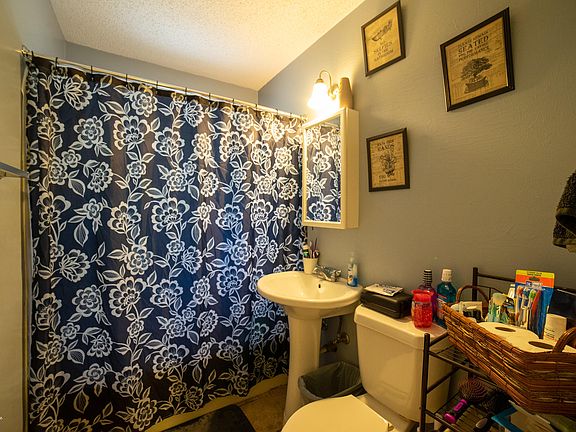 5th image of 342 Madeira Dr