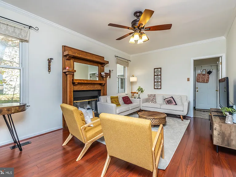 517 Summercroft Dr — Photo 15
