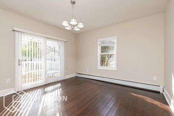 4th image of 40 Regent St